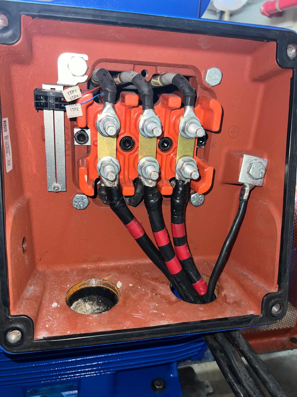 Referencia de instalaciones eléctricas